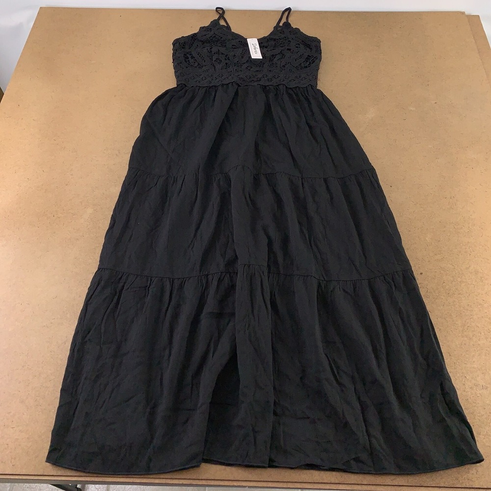 Dokuritu Women's Medium Black Crochet Accent Sleeveless Smocked Maxi Dress NWT